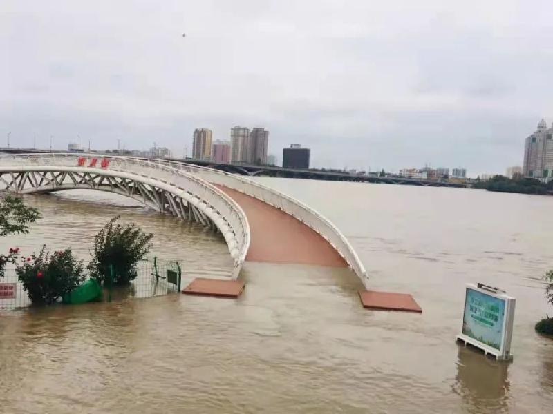 【枫雅汇看图约诗】诗人焦勇《111》(泄洪~写给鸭河水库)(图4)