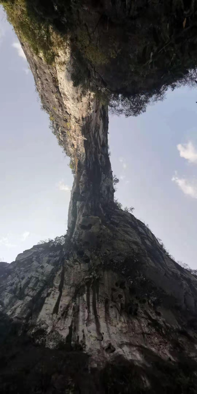 南子苏诗词《游桂林南圩穿岩八咏》欣赏金牌主播月儿诵读编辑宋梅【中国长江文学社】有声文学平台第2683(图8)