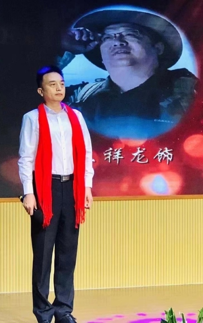 酷音工作室隆重推出锦水微澜的作品《十月•梦流淌》—写给丹聚｜海外头条（图8）