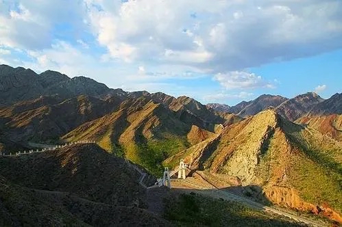 现代诗 ·黄山情思（三山五岳组诗十首）作者吴仰生｜海外头条（图13）