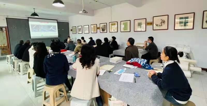 杏李园书法培训中心今日举行了第二期行书公益培训(图4)