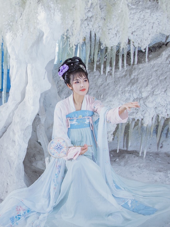 海内外三人行：有声同题诗｜等一场雪（8）｜作者·姚京平·婉柔·火凤凰（海外）海外头条（图6）