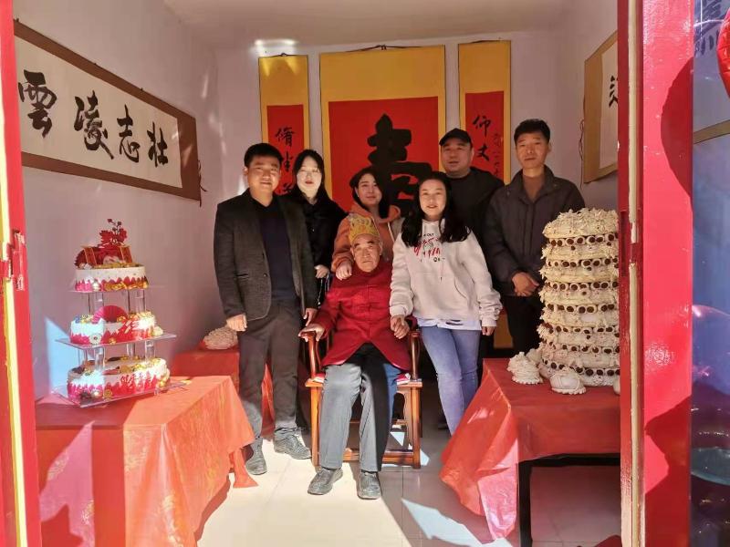 《喜寿》八十岁寿星不显老:文/高克勤(陕西韩城)(图2)