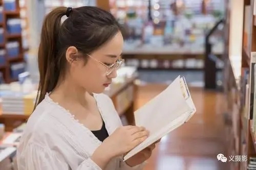 北美翰苑同题诗社ll（06）期＜现代诗歌合辑＞海外头条（图12）