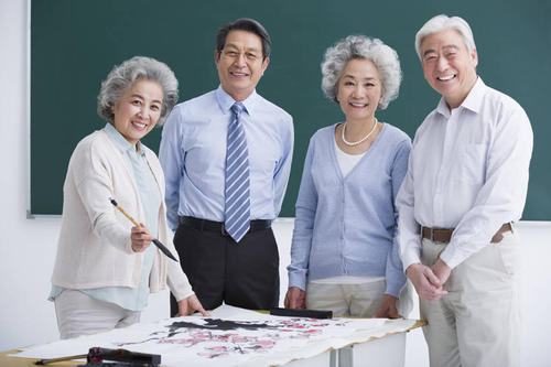 【退休感悟(打油诗一首)】文/史桂发‖诵/幸福一生【采菊文苑美文美诵】总5405期