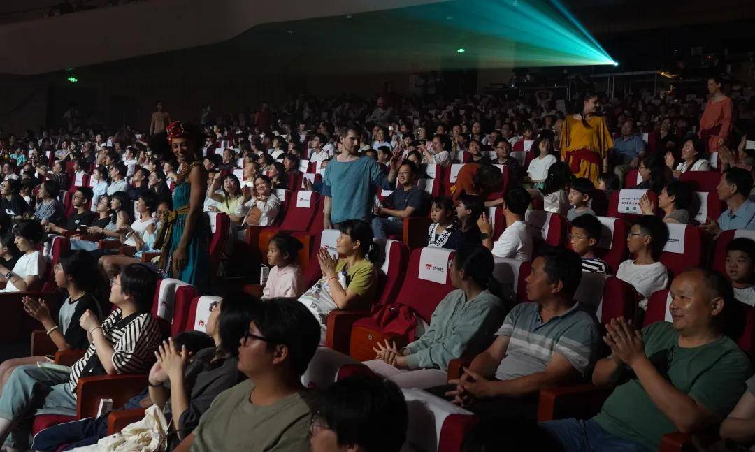 法语原版音乐剧《诺亚方舟》亚洲首演浙江仙居站首场震撼演出(图10)
