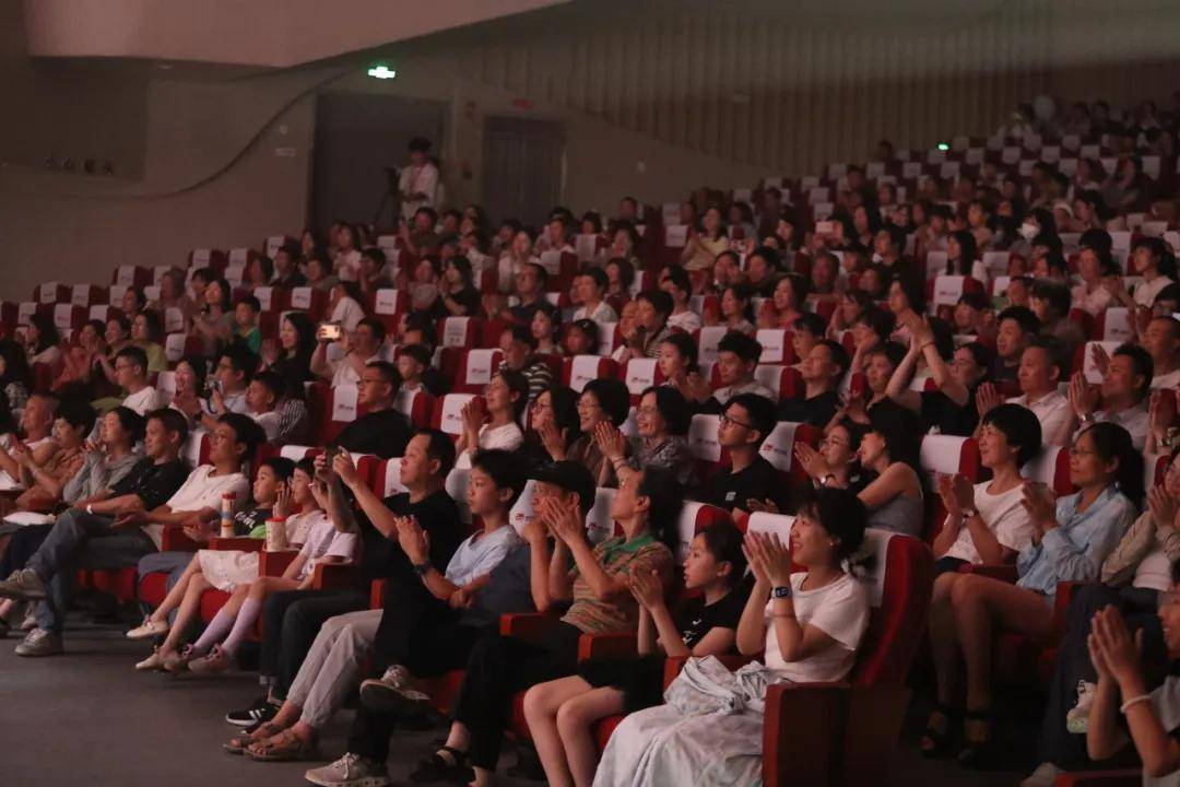 法语原版音乐剧《诺亚方舟》亚洲首演浙江仙居站首场震撼演出(图11)