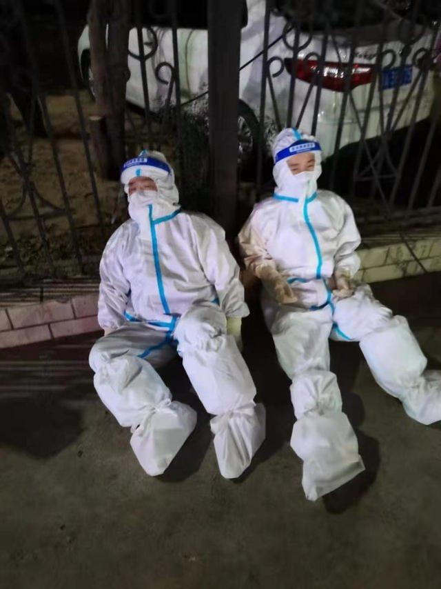 【感动心灵世界华人诗集】【金牌主播 赵建红 作者 许景霞/为了中秋月更圆，家国更平安】（图3）