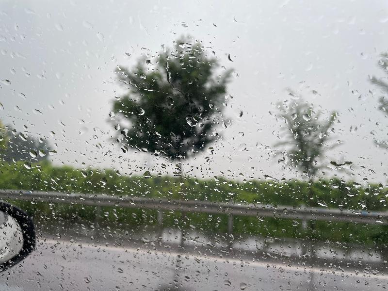 【新诗大观】天在下雨 我在等你——感悟生活中的美丽||文/最美的时光(图2)