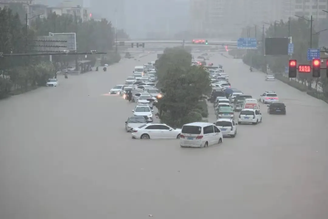 郑 州 挺 住(作者:趙 建 東 朗诵: 沈虹)（图4）