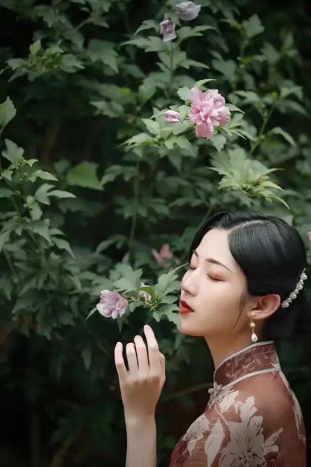 我写下的一切都已逝去(外二首)文/吴雨晴(四川)【冰心文化传媒】(图4)