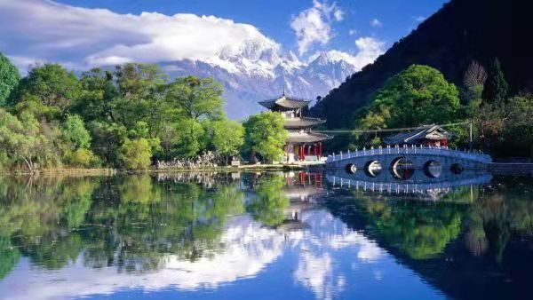香格里拉（叙事散文诗）作者丁培恭｜海外头条（图7）