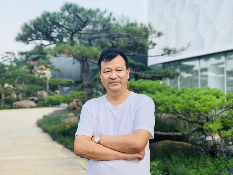 古塔朗诵艺术 紫藤朗诵《光荣的归属》作者/雷金钟(图6)