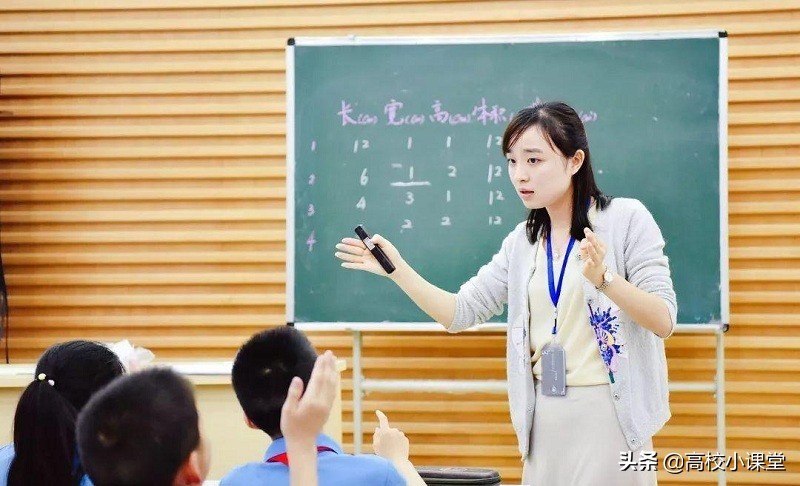 中国🇨🇳新闻诗文网【教师节特刊】《园丁赋》門婆亞君(安徽)(图3)
