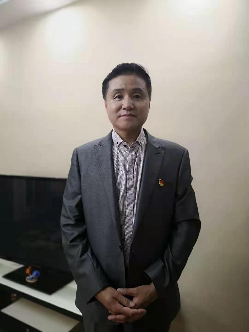 【辽西大地】文学社王艳伟老师现代诗歌《人生路》主播老师:静远(图6)