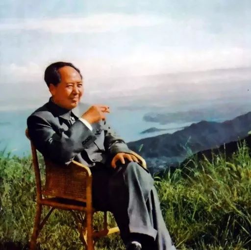 《纪念我们伟大领袖毛主席逝世四十五周年》作者/陈淑侠 主播/秋子 审核/霞光瀑布（图4）