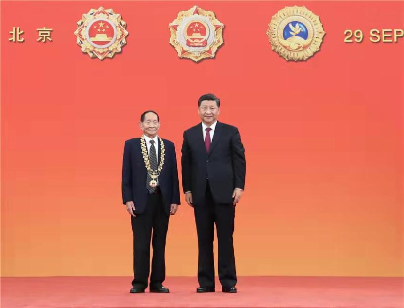 缅怀袁隆平院士（叙事抒情散文诗）作者丁培恭｜海外头条（图11）