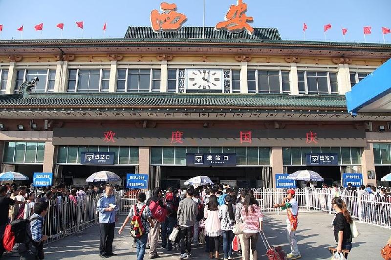 《再来长安》西安的雨里有我的泪:文/李燕玲(甘肃兰州)(图2)