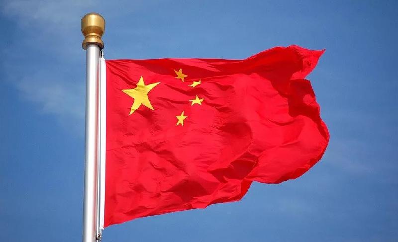 五星红旗飘啊飘 湖北 蓝天风