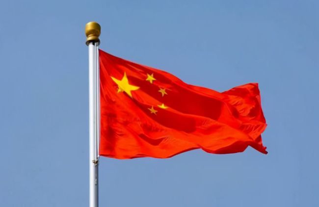 五星红旗飘啊飘 湖北 蓝天风（图2）