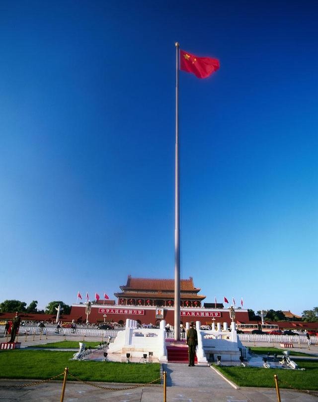 七律‖国庆 许锦华/辽宁 京津沪头条文学平台发布（图2）