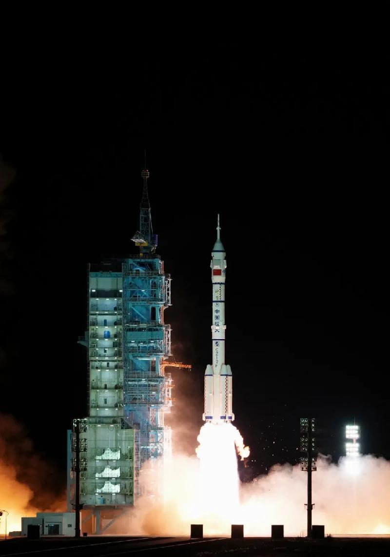 老 赵 心 语 今天是2021年10月16日，星期六