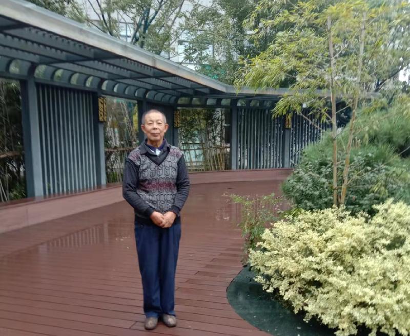 连云区星火诗社266期微刊《雨打残荷霜染诗》(图97)