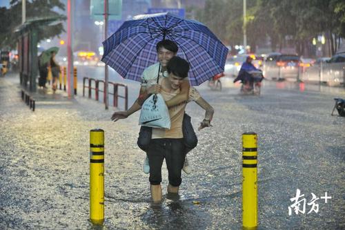 【新山东文学社】《男人的风雨》作者/沐之 主播/吴涵伟（图4）