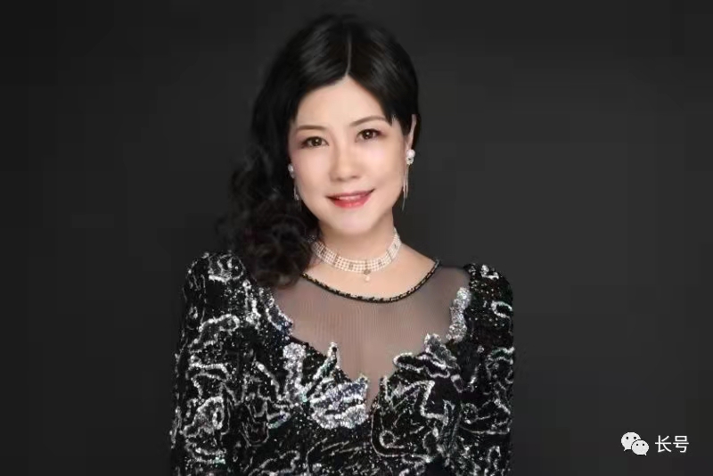 【西部风微刊】特别推荐:《浦江文学》刊登安徽大学教授袁世全撰写的著名歌唱家潘幽燕的纪实文学轰动上海滩(图6)