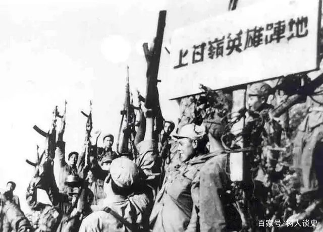 文溪老师倾情演绎周峰老师的作品：请记住英雄的名字｜海外头条（图14）