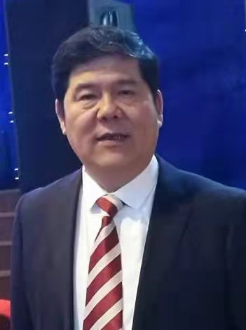 青草书屋：李士光老师倾情演绎（美国）青草老师的两首作品：感恩造物主和望星空｜海外头条（图8）