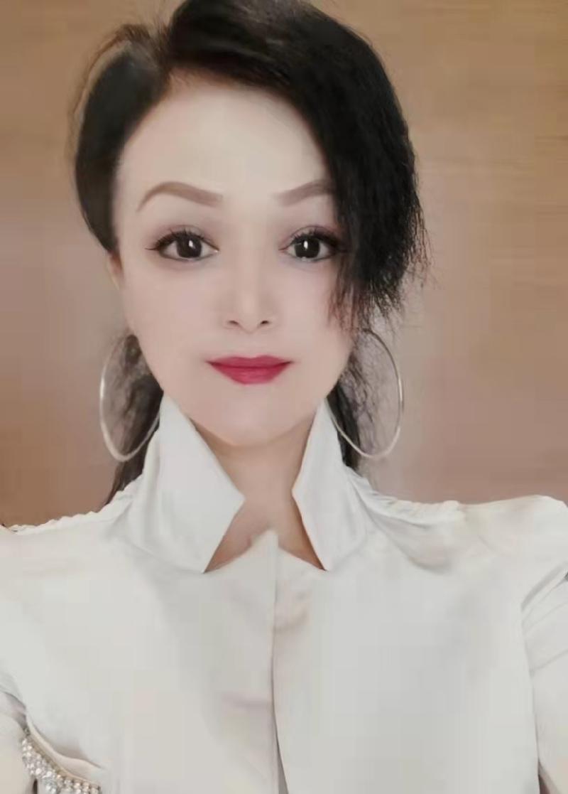 【英国文学】精品朗诵《地球二次元》作者|冰凌(浙江)、朗诵|赵建红(河南)(图2)
