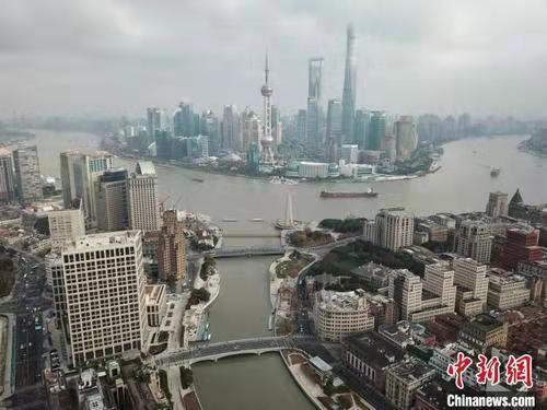 七律-我的母亲河——上海出台黄浦江苏州河滨水公共条例 作者 冯志清(上海)【冰心文化传媒】(图12)