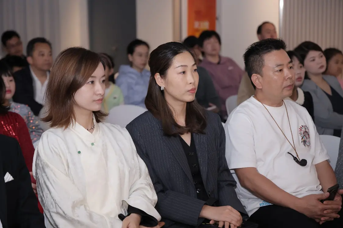 青年钢琴家李昕昱首张专辑发布会圆满成功举办！