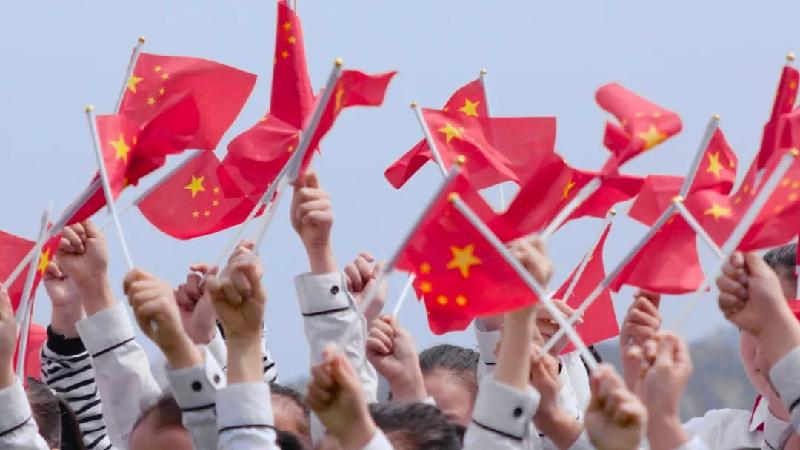 《我们怎么能不爱你,我的祖国》作者:王青松 诵读:赵春祥、刘颖等九人(图8)