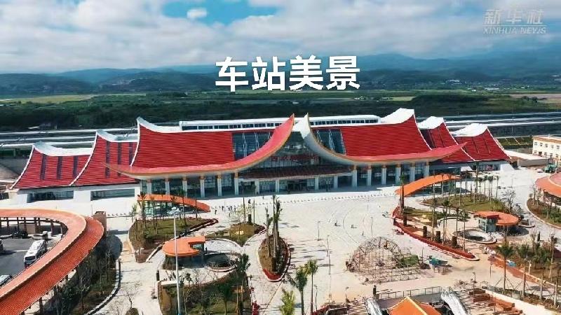 祝贺中老铁路开通：作者丁培恭｜海外头条（图7）