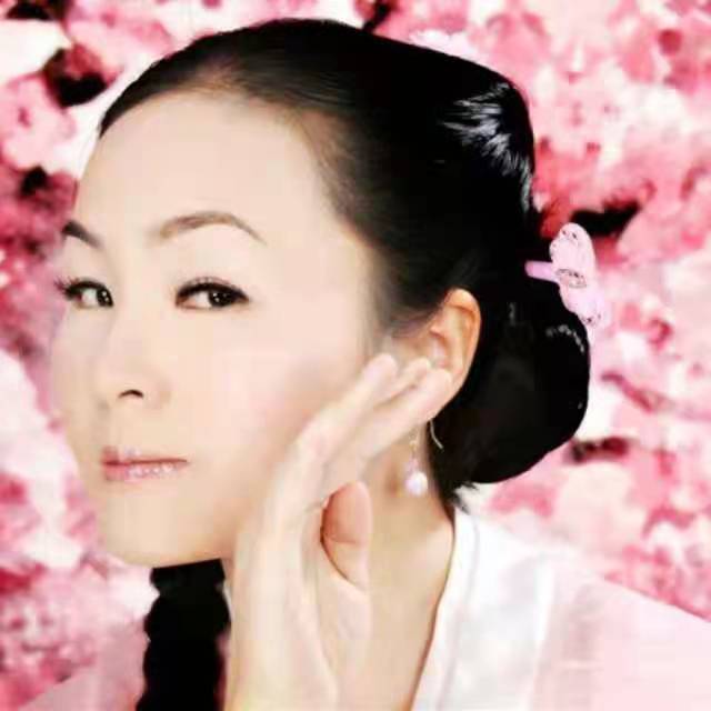 幸福的牟平:作词贺宝璇·李文亚|作曲李文亚|演唱繁花|海外头条(图5)