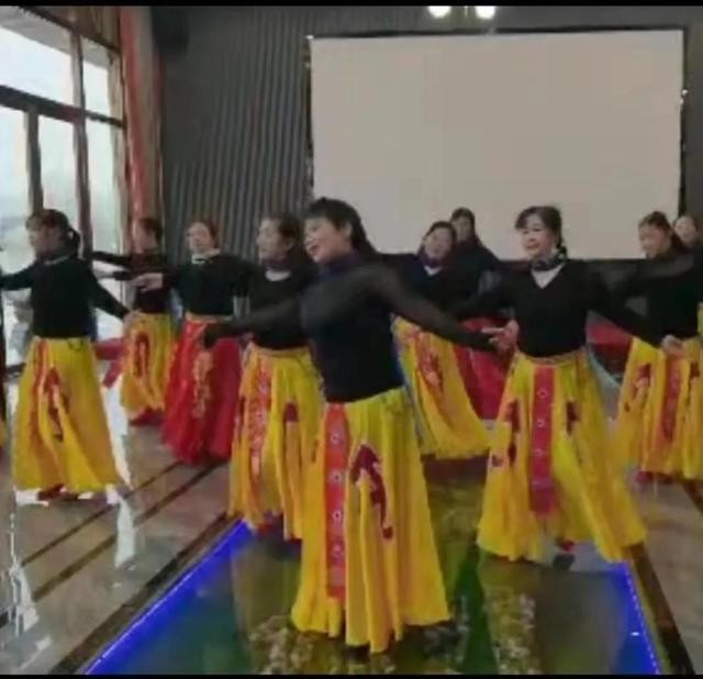 百年风华，“曲协”迎新春——湖北省监利市曲艺家协会举办的“迎新茶话会.暨文艺演出”（图25）
