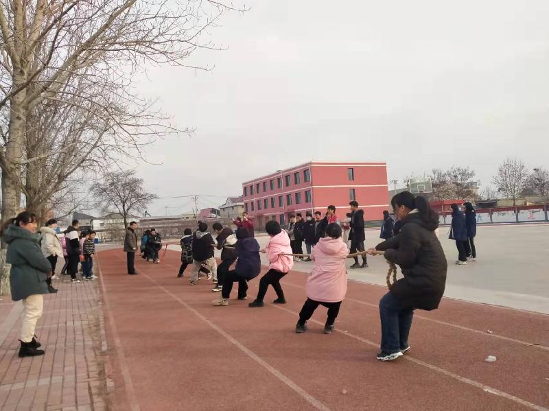 邢台市南和区:贾宋镇第一中学举行拔河比赛||文/白素平(图2)