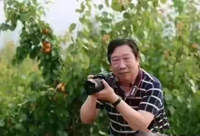崔连柱老师倾情演绎肩重老师的精品佳作：故乡老村｜海外头条（图7）