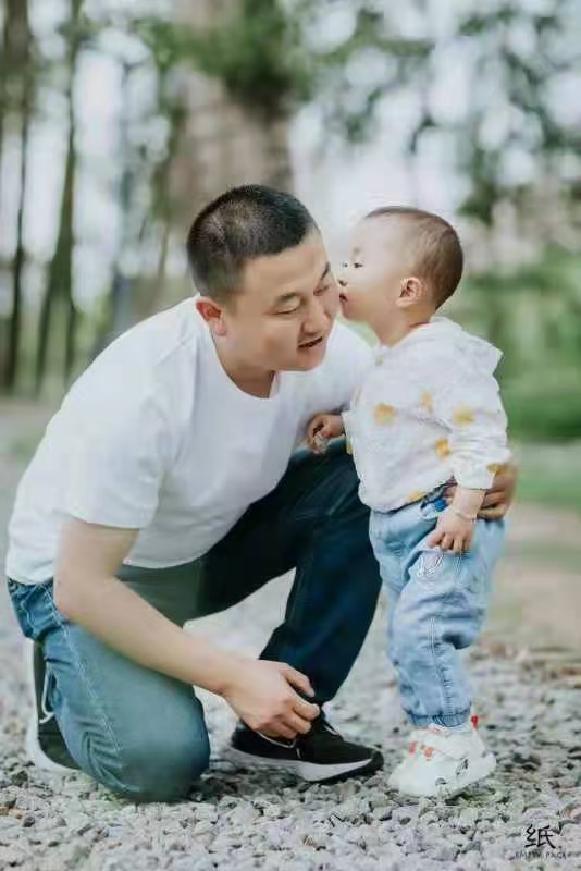 贾洪梅: 冬天里最美的一抹暖阳(图3)