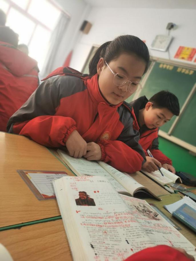 2102班:五点四题助我攻坚克难(图3)
