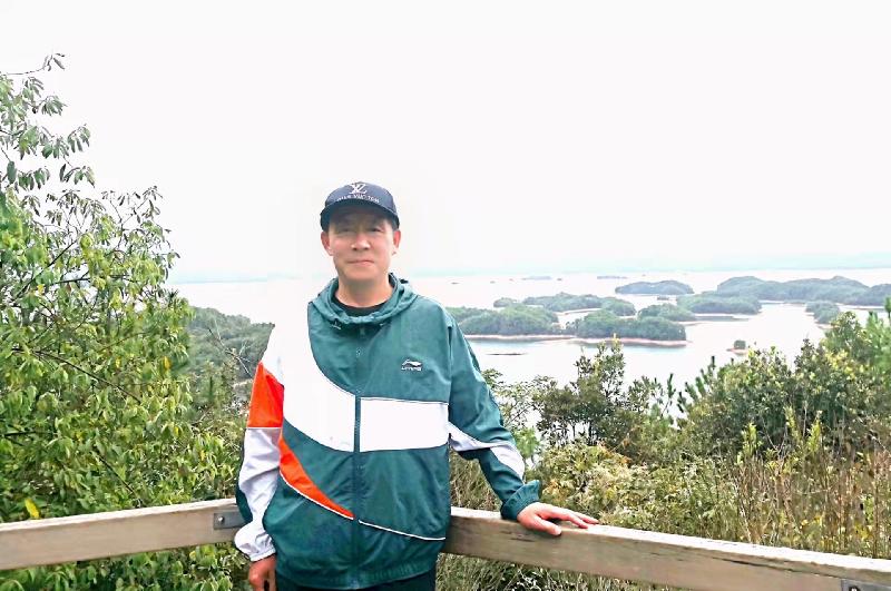 感觉诗歌《做个人世间的贼》金牌主播：老革命 编辑： 香乡【北疆头条】（第148期）（图7）