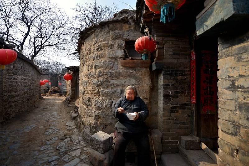 赵国伟歌词《老屋》主播：孙平 编辑：香乡【北疆头条】（第154期）（图3）