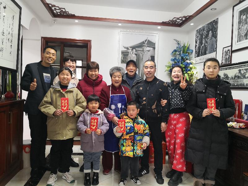 【顾锁英报道】《解放军报》翟金钟大校莅临常州咱们的兵站|京港澳台世界头条总社发布(图20)
