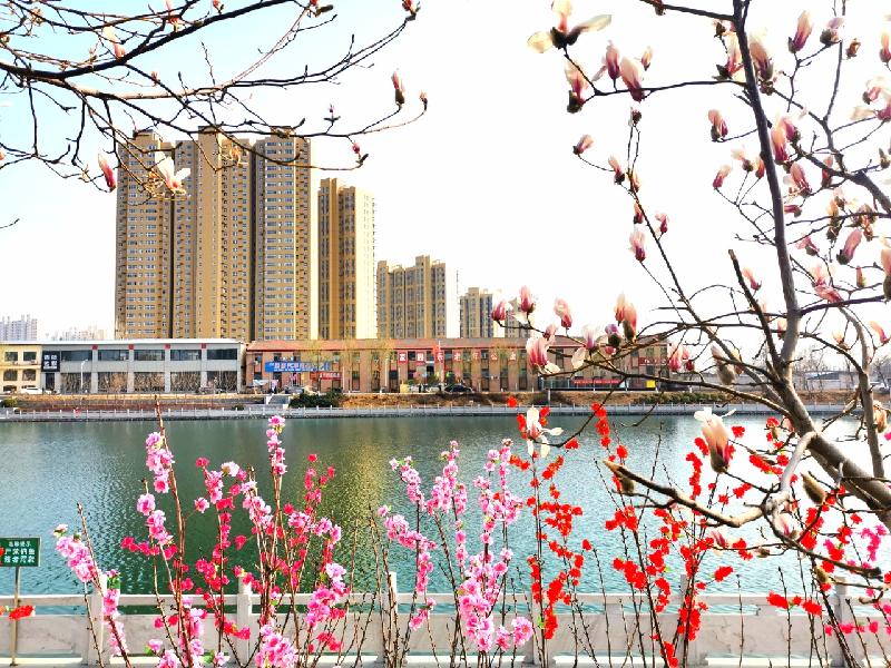 河北行唐县城内有一条美丽的河，叫颍水河（图5）