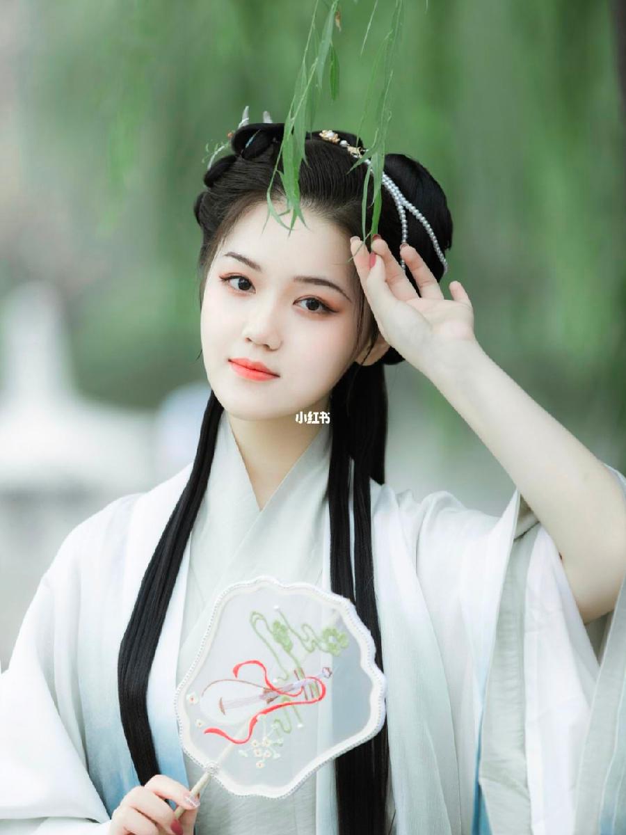 〔配乐诗朗诵〕女人颂歌 作者 原野(郑州)朗诵 安妮波 周刚【冰心文化传媒】制作 冰心(图4)