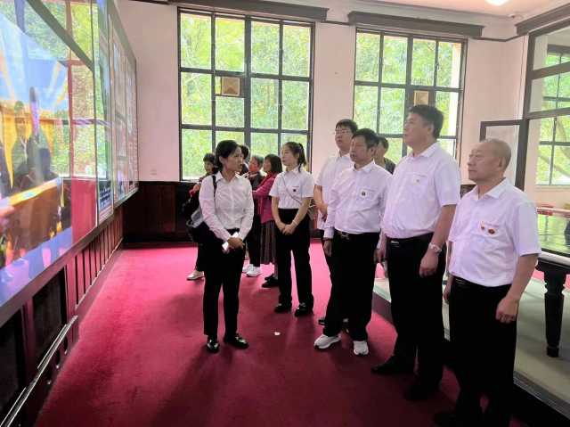 毛泽东颂——纪念毛泽东同志诞辰130周年 毛泽东颂——纪念毛泽东同志诞辰130周年