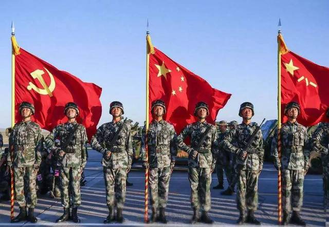 红旗颂 作者/荆杰 指导/梁丽君 朗诵/韩春燕 王灵敏 路书贞 王丹 袁晓燕 张磊(图5)