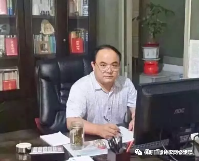 【桃源馨声】天空很蓝,没有什么秘密‖作者:褚向平(河北)主播:青苗【总1042期】(图9)
